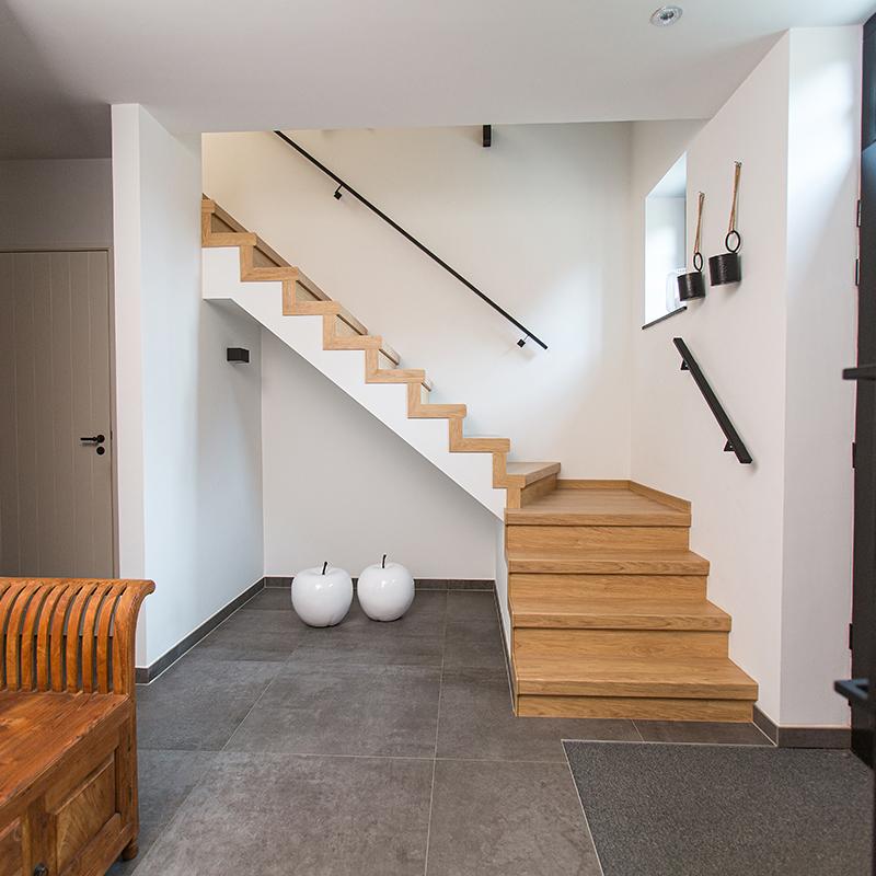 natural oak trap met bordes