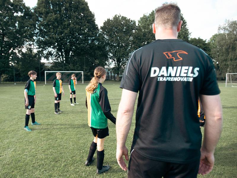 sponsor pec20 daniels traprenovatie