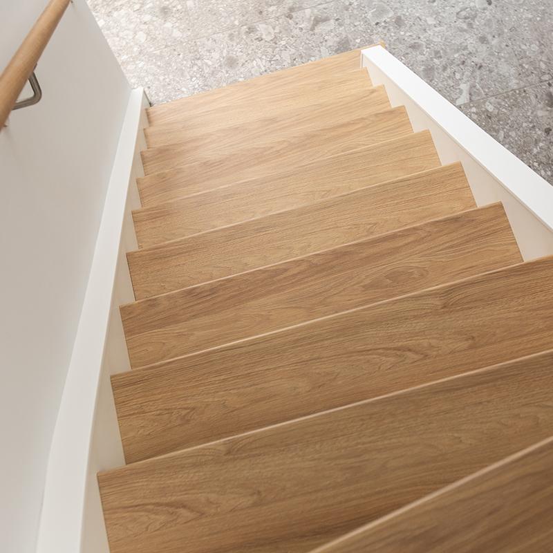natural oak trapkleur